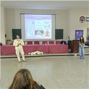 Estudiante terminando la carrera de Física en córdoba. Imparto tanto física, matemáticas preferentemente pero con adaptabilidad.